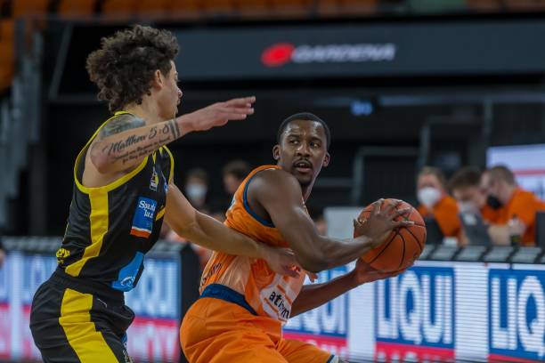 雷霆立刻陷 雷霆立刻陷