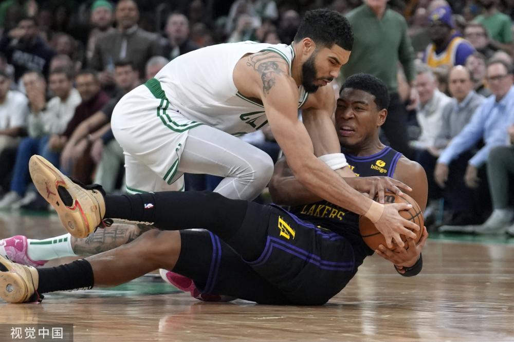 在本轮英超 在本轮英超