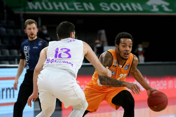 开局即保持 开局即保持