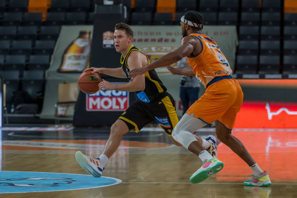 队反击的拦 队反击的拦