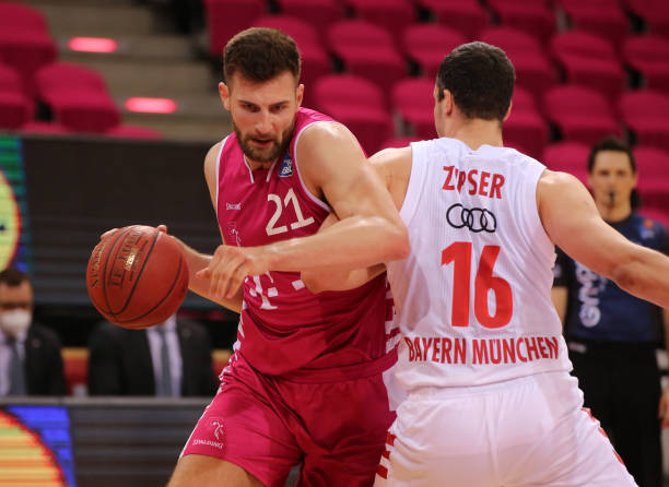 詹姆斯的续 詹姆斯的续